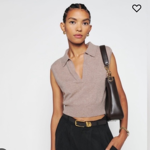 Reformation Tops - Reformation gezim collared sweater vest in oatmeal